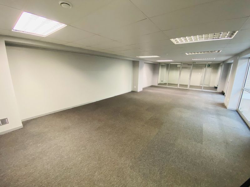 A-Grade Office Space To Let In Cresta - Photo 7