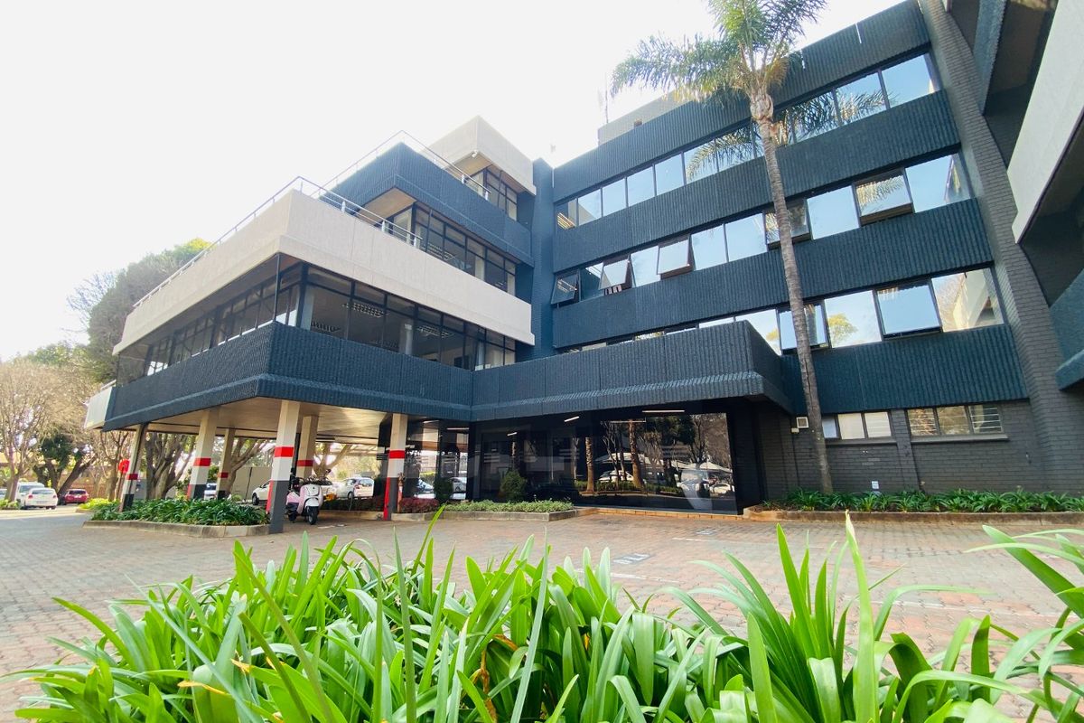 A-Grade Office Space To Let In Cresta - Photo 2