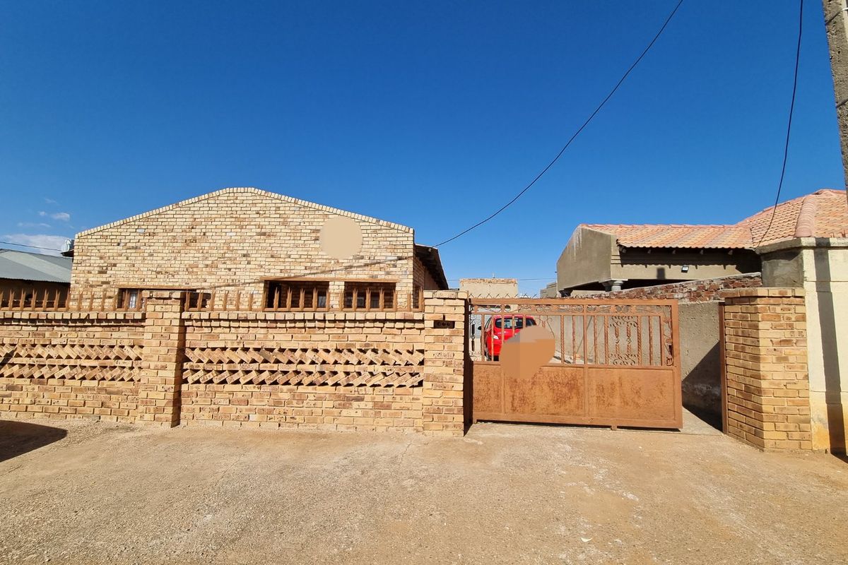 Family home in a good location.  - Photo 3