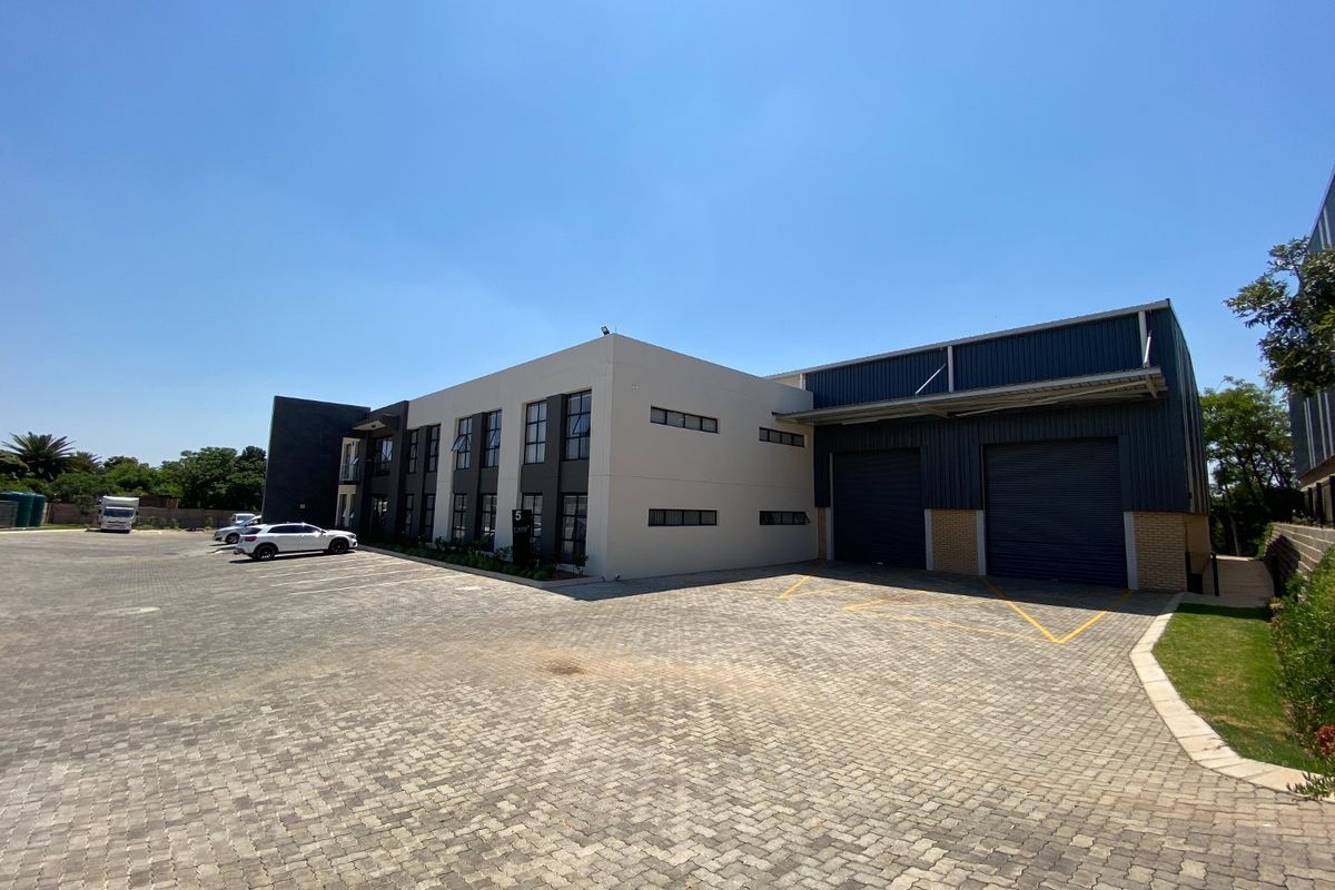 Prime Warehouse Space To Let In Ferndale - Photo 2