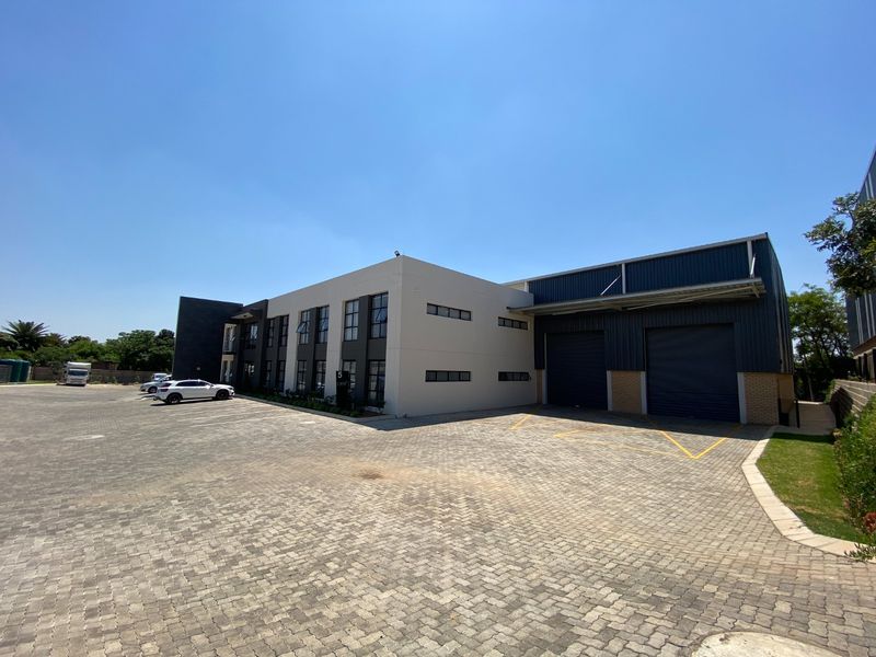 Prime Warehouse Space To Let In Ferndale - Photo 2