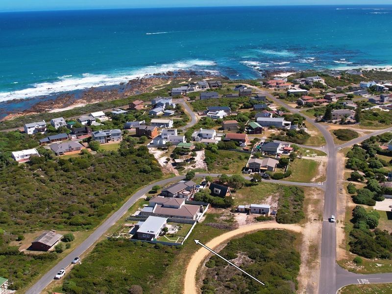 2 Bedroom Seaside Sanctuary with Unmatched Charm in Pearly Beach - Photo 2