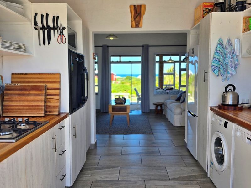 2 Bedroom Seaside Sanctuary with Unmatched Charm in Pearly Beach - Photo 9