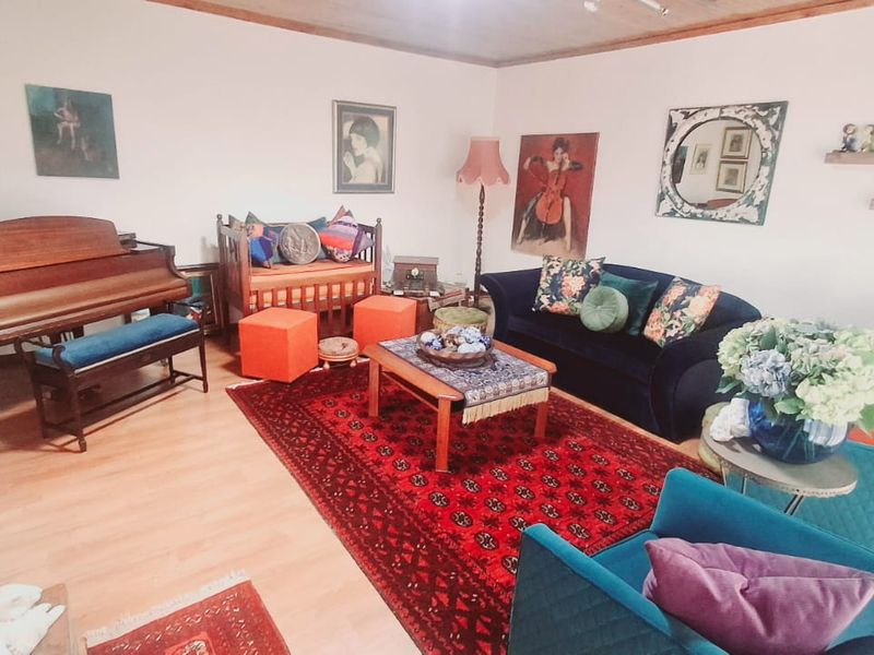 "Amazing 4-bedroom, 3-bathroom family home in a sought-after area of Sasolburg." - Photo 7