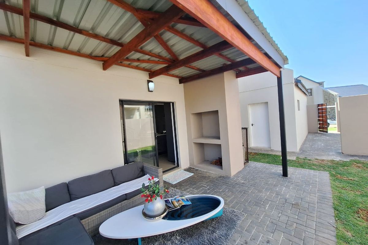 BRAND NEW: FOUR BEDROOM DOUBLE STOREY HOUSE - Photo 3