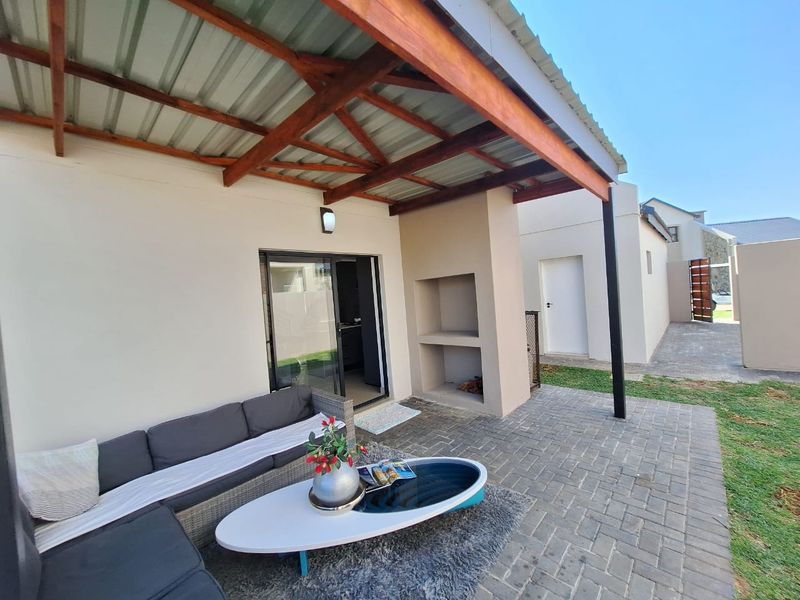 BRAND NEW: FOUR BEDROOM DOUBLE STOREY HOUSE - Photo 3