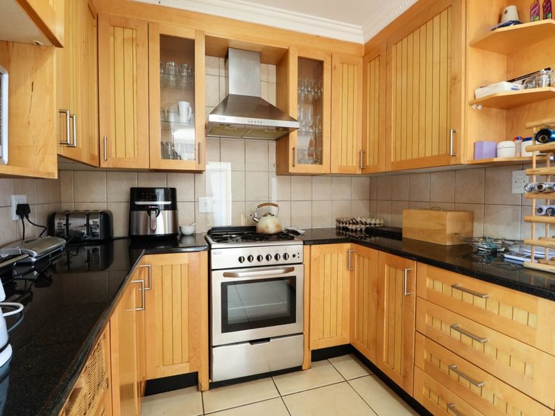 Two Sectional Title Homes for the price of 1 in Aqua Vista Mountain Estate, Bronkhorstspruit. You can buy 1 or both. Great Investment with great rental income! - Photo 6