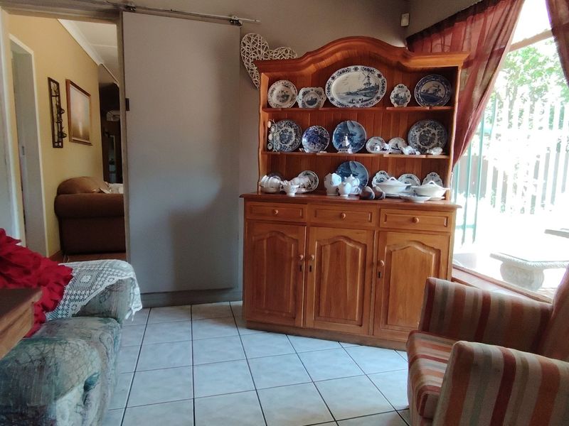 Charming country-style home offering comfort and space! - Photo 9