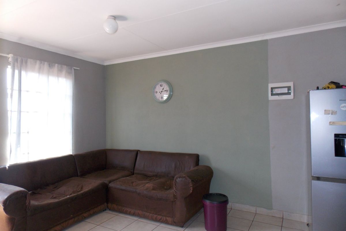 2 BEDROOM FOR SALE - Photo 4