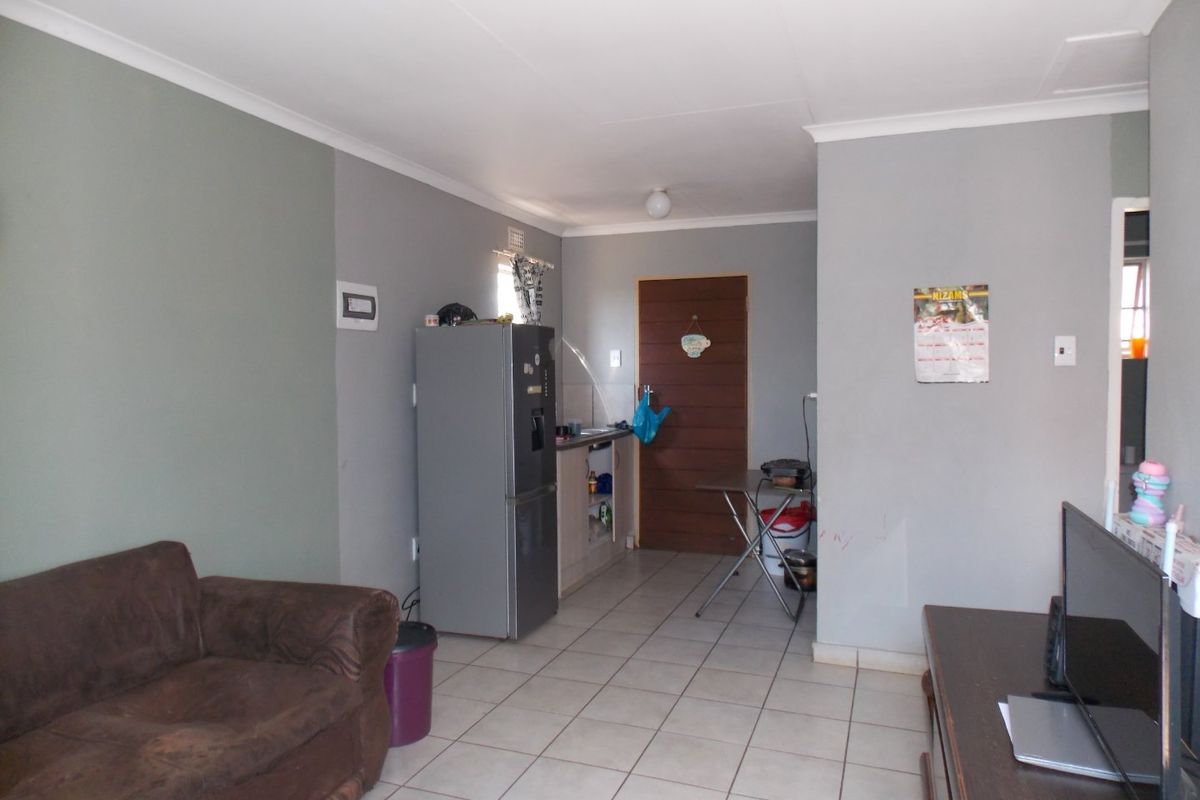 2 BEDROOM FOR SALE - Photo 5