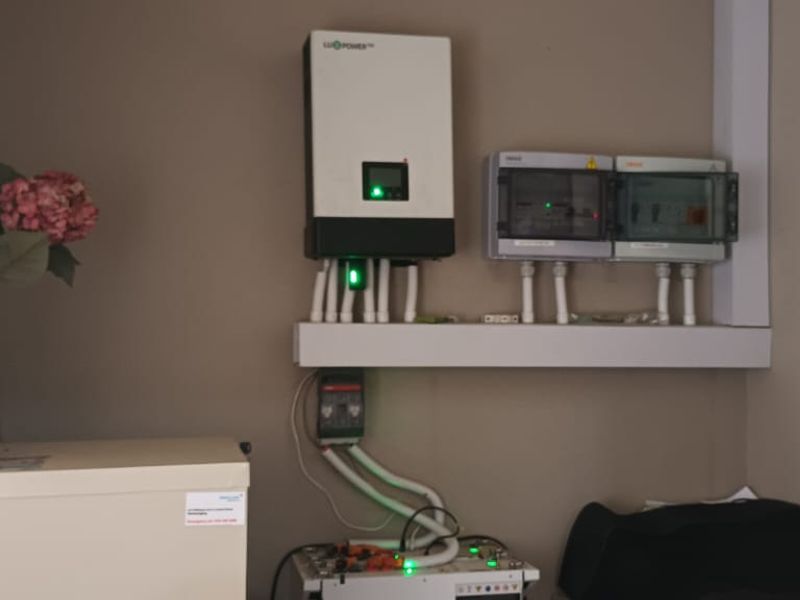 3-Bed Home – Vaalpark Near schools & shops. Includes inverter + 10 solar panels. - Photo 3