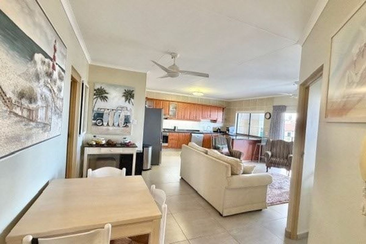 Modern Coastal Gem – Stylishly Upgraded & Move-In Ready - Photo 4