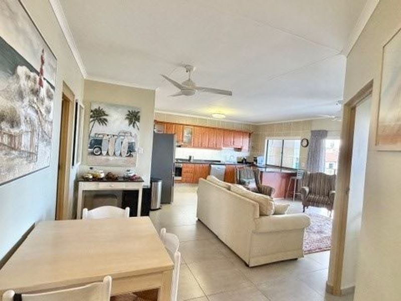 Modern Coastal Gem – Stylishly Upgraded & Move-In Ready - Photo 4