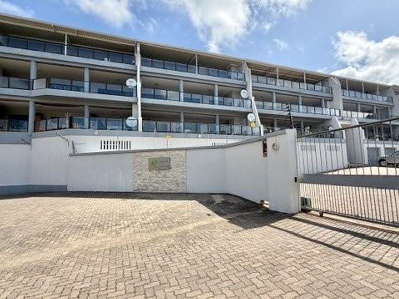 Modern Coastal Gem – Stylishly Upgraded & Move-In Ready - Photo 3