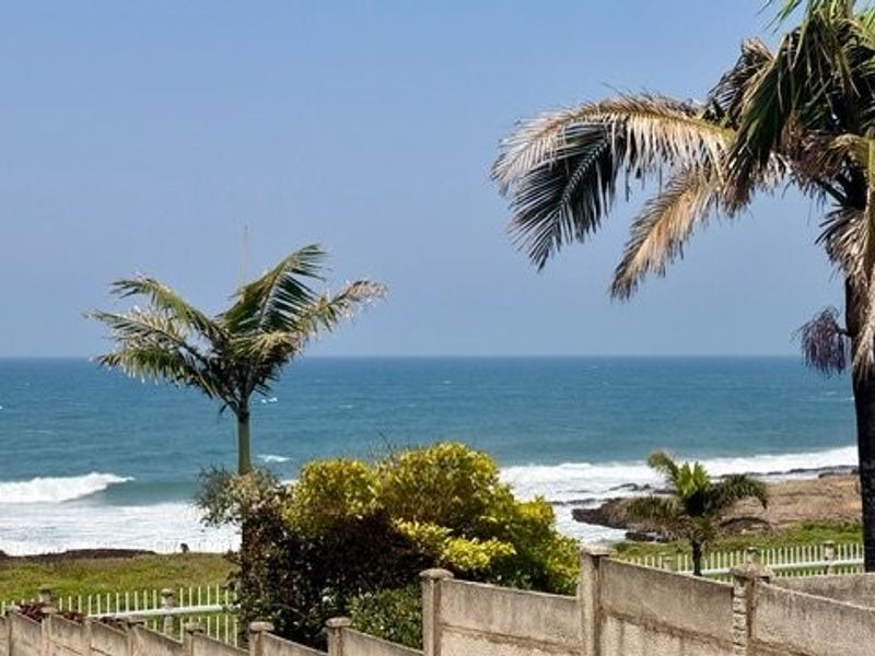 Unique Beachfront Gem with Endless Ocean Views - Photo 8