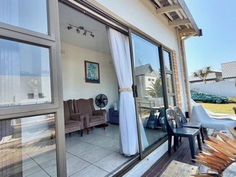 Unique Beachfront Gem with Endless Ocean Views - Photo 7