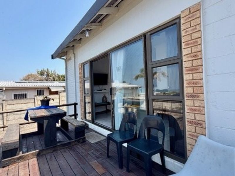 Unique Beachfront Gem with Endless Ocean Views - Photo 6