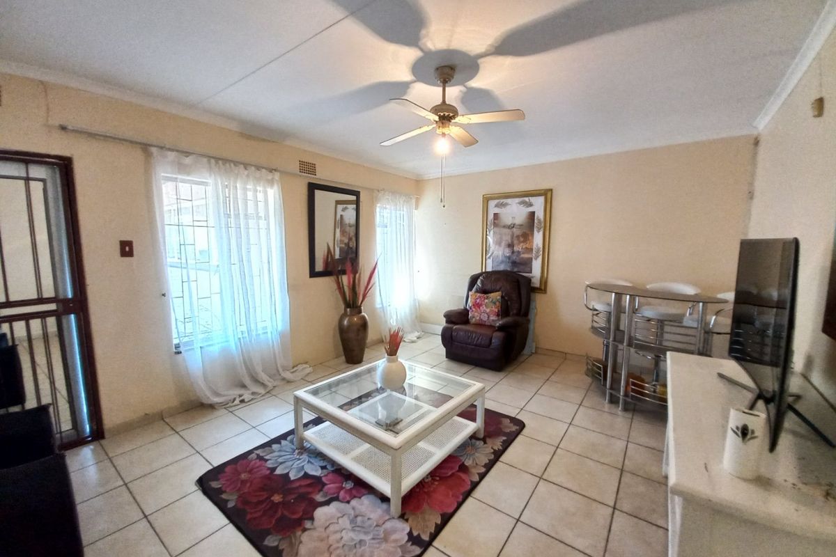 Spacious Family Home with Cottage and Incsome Potential in Peaceful Marland - Photo 4