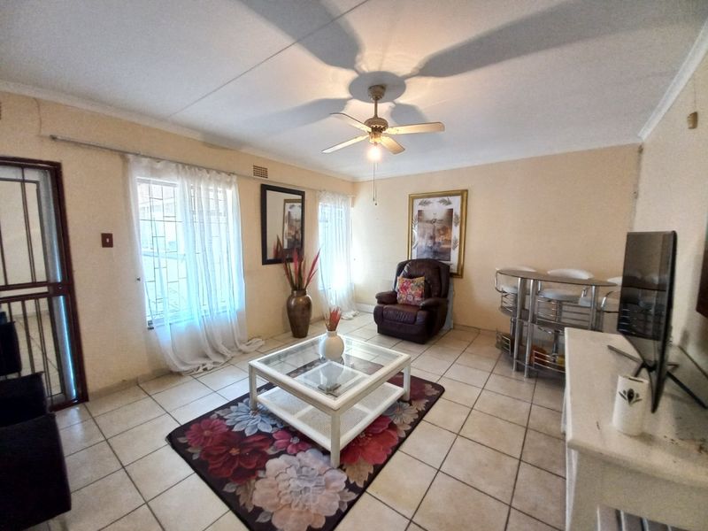 Spacious Family Home with Cottage and Incsome Potential in Peaceful Marland - Photo 4