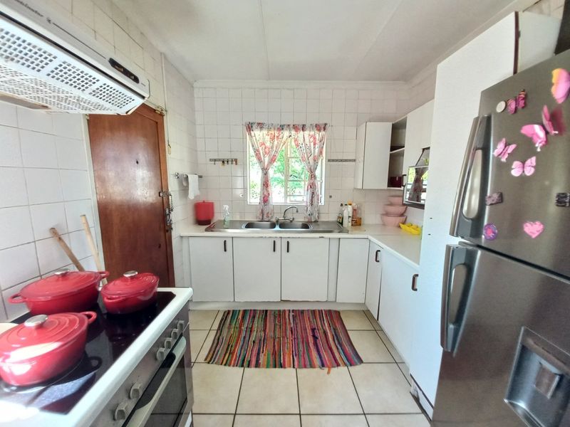 Spacious Family Home with Cottage and Incsome Potential in Peaceful Marland - Photo 8