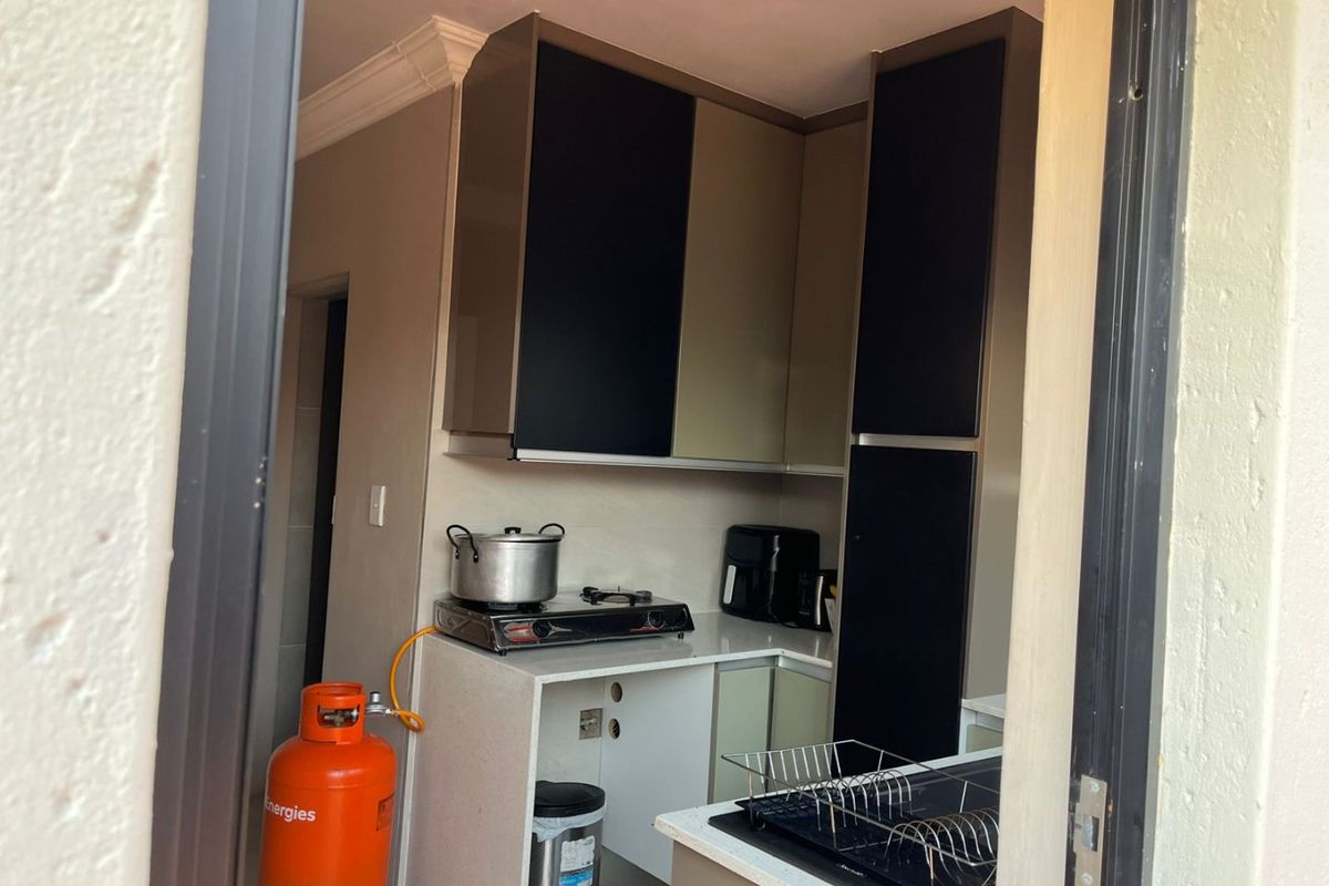 4 Bedroom house for sale in Theresapark for sale - Photo 5