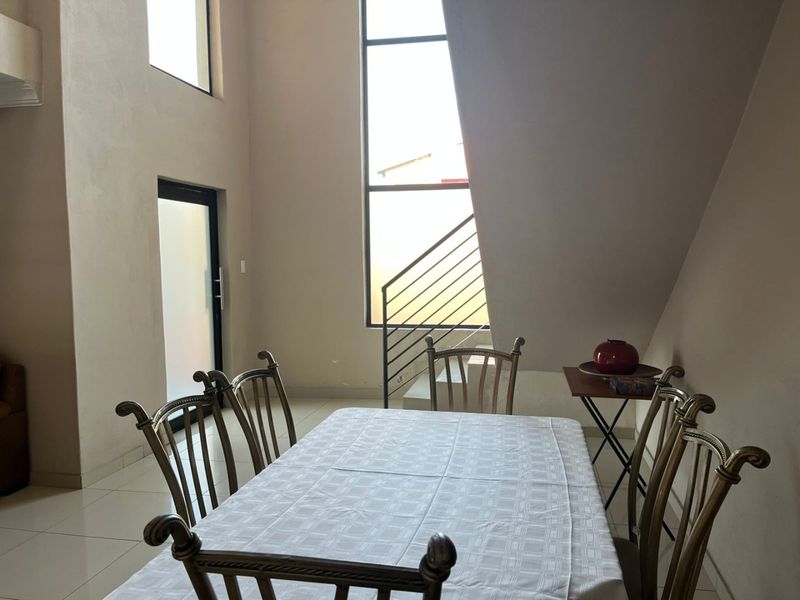 4 Bedroom house for sale in Theresapark for sale - Photo 9