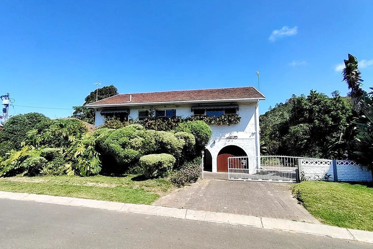 6 Bedroom House for Sale in Abbotsford - Photo 5