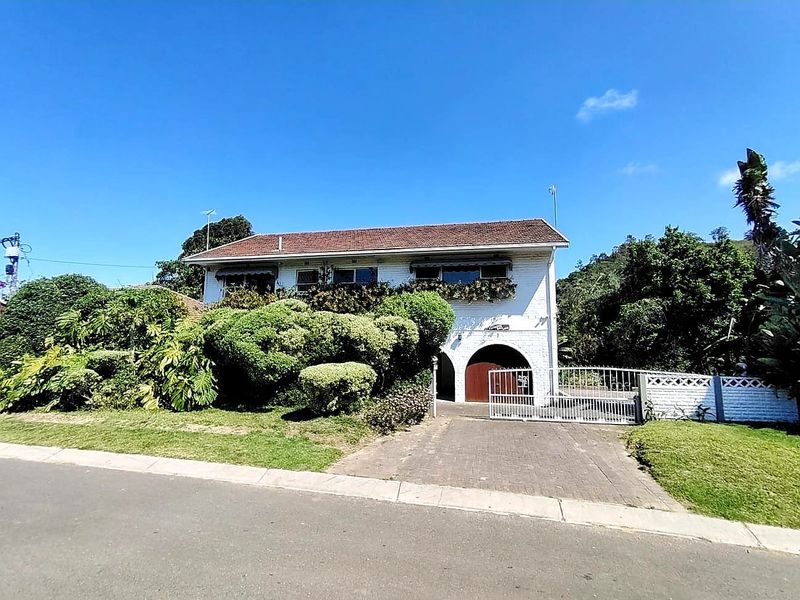 6 Bedroom House for Sale in Abbotsford - Photo 5