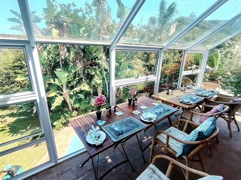 6 Bedroom House for Sale in Abbotsford - Photo 4