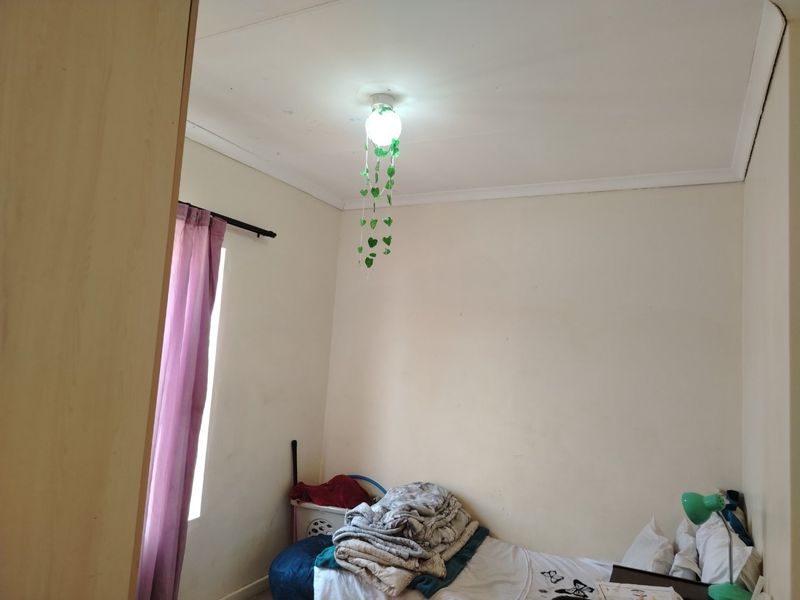 Three bedroom in Brettenwood gardens- Reyno ridge, close to everything you need... - Photo 5