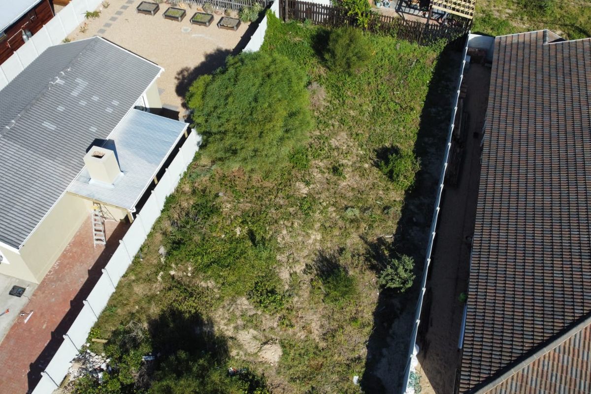 Well-Located Vacant Stand in Kleinkrantz - Photo 2