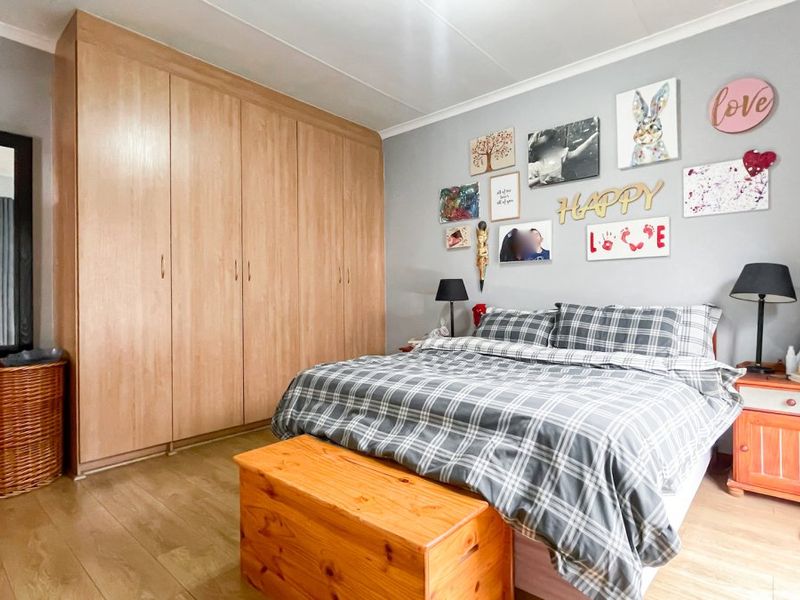 3 bedroom duplex - Photo 9