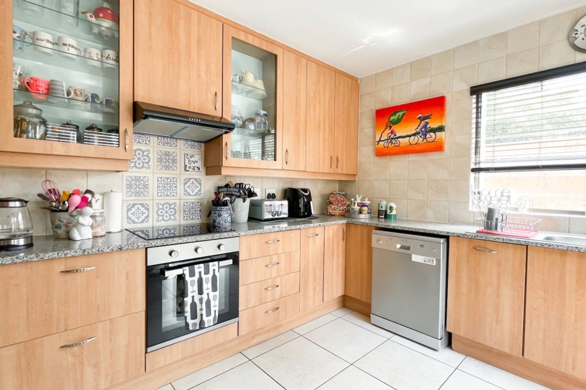 3 bedroom duplex - Photo 5