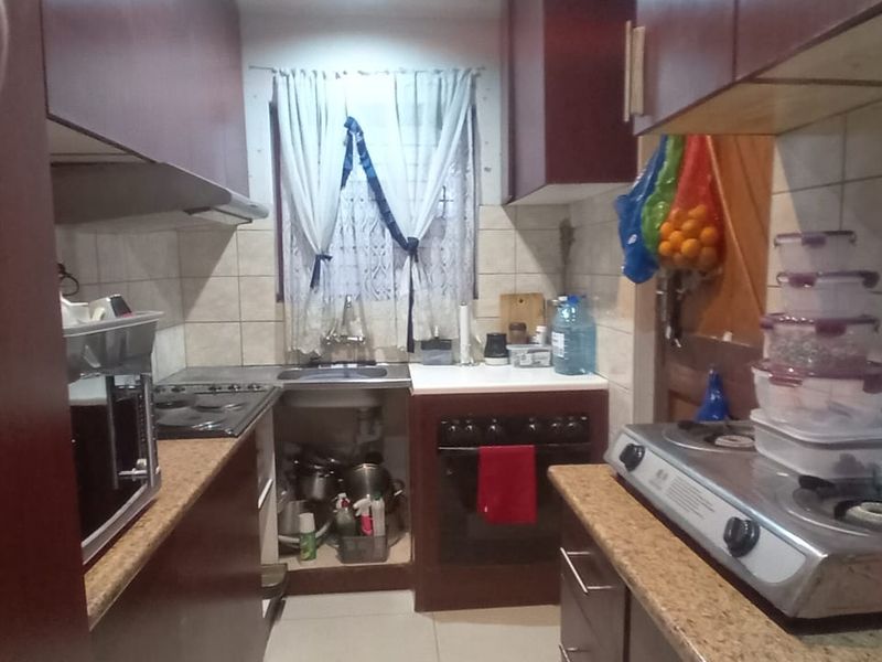 Start-up family home in Melton Rose  - Photo 7