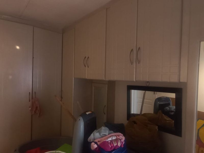 A Stunning 3-Bedroom Family Home – Perfect for starting a creche with everything in place. - Photo 9