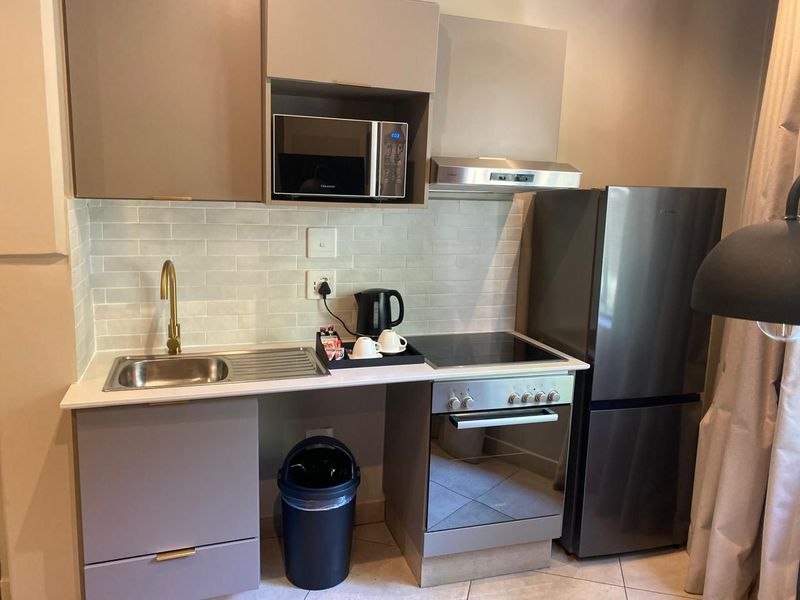 Fully furnished 1 bedroom and 1 bathroom available for rental!! - Photo 4