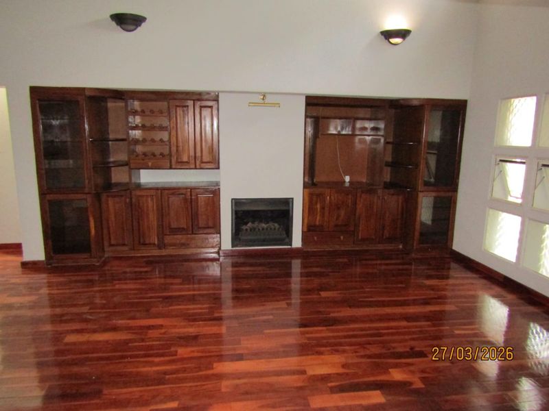 Spacious Family Home with Modern Comfort and Style - Photo 6