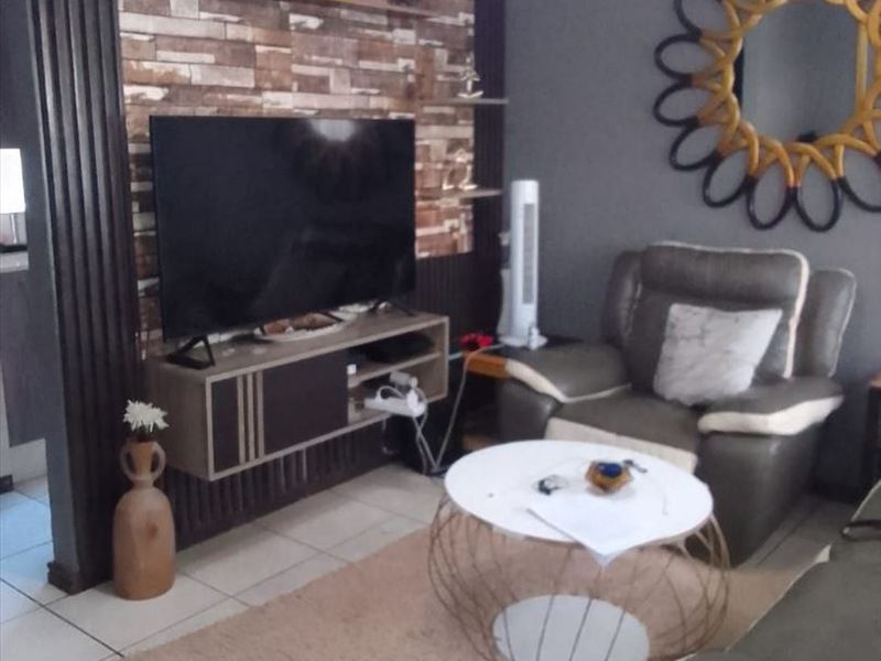 Cozy and Practical Home Perfect for Small Families - Photo 2