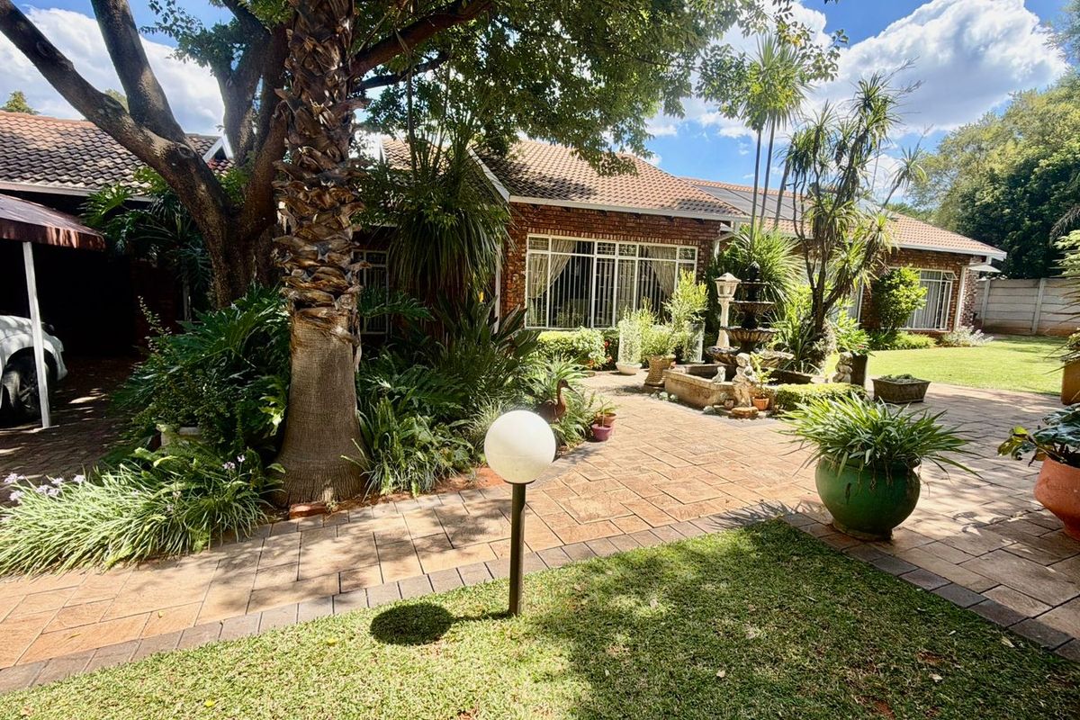 Immaculate 3-Bedroom Home for Sale in Doringkruin - Photo 5