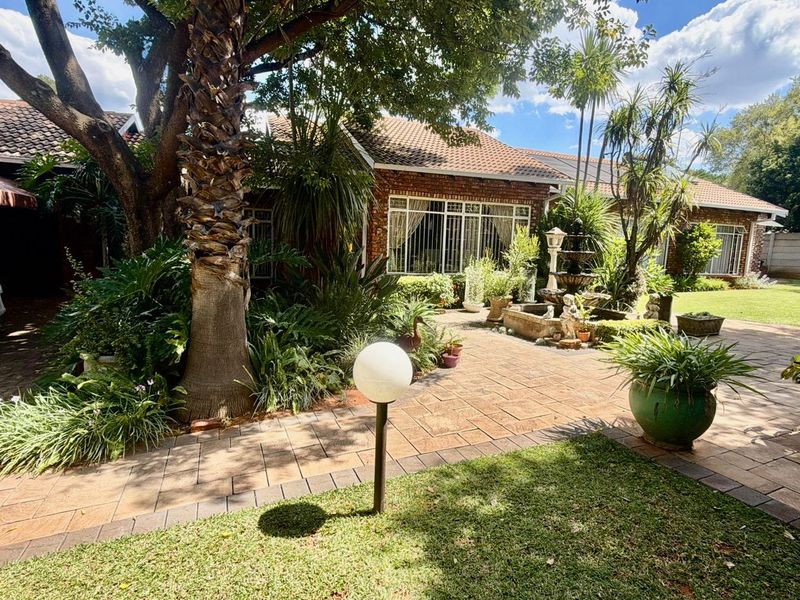 Immaculate 3-Bedroom Home for Sale in Doringkruin - Photo 5