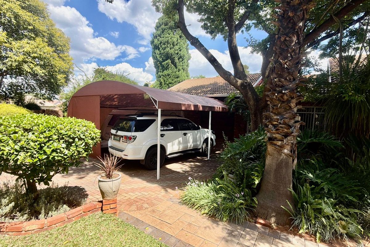 Immaculate 3-Bedroom Home for Sale in Doringkruin - Photo 2