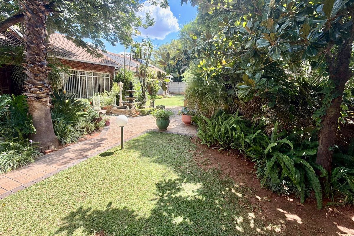 Immaculate 3-Bedroom Home for Sale in Doringkruin - Photo 4