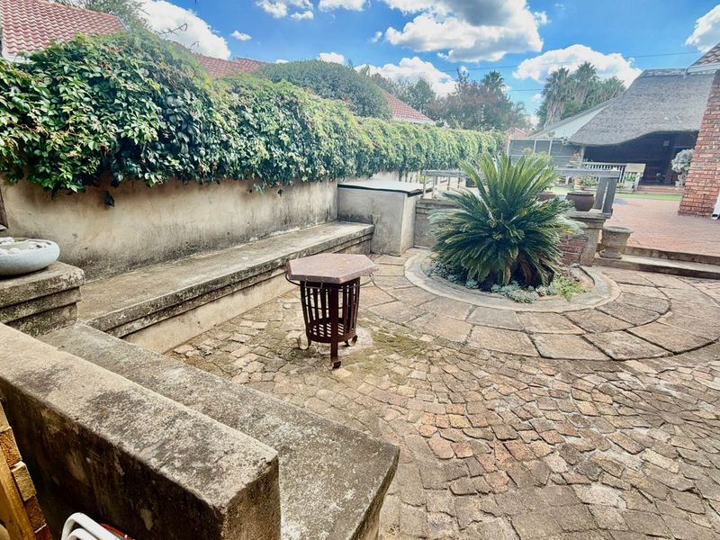 Immaculate 3-Bedroom Home for Sale in Doringkruin - Photo 6