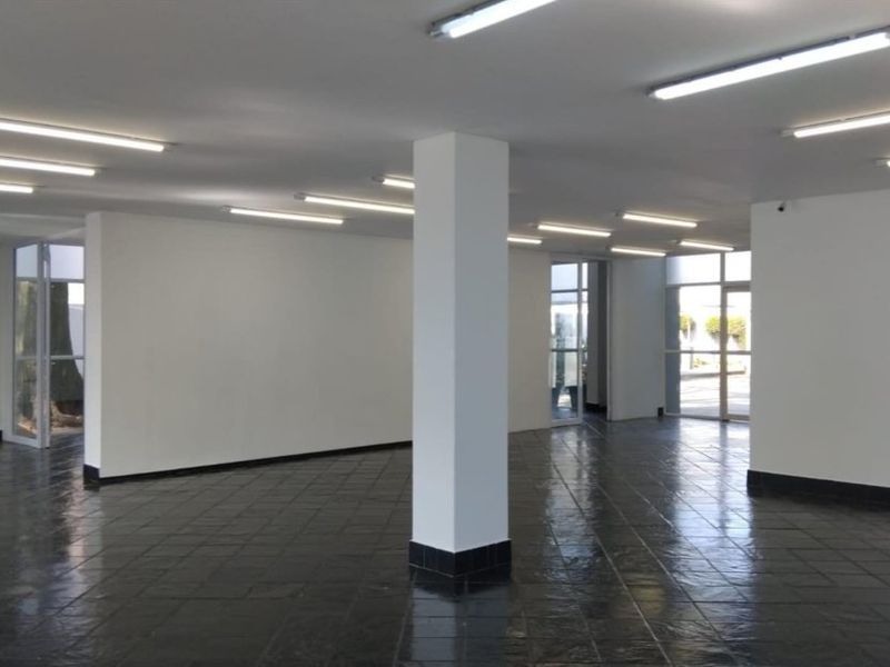 Distinctive Office Space to Let in Rosebank, Johannesburg  - Photo 5