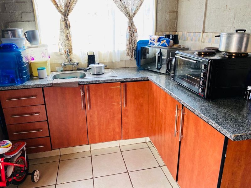 House for Sale in Nellmapius  - Photo 9