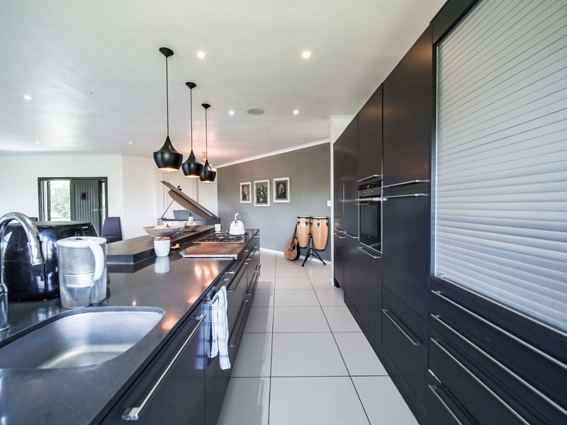 Urban Edge Living Redefined  - Photo 9