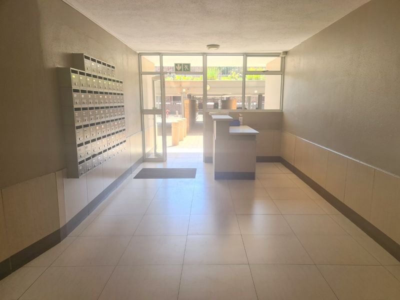 A+ GRADE BUILDING FOR SALE IN GEZINA - Photo 10
