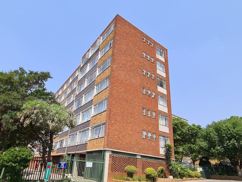GEZINA BUILDING FOR SALE WITH 48 X APARTMENTS - Photo 3