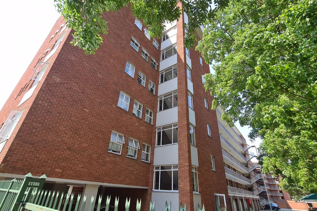 GEZINA BUILDING FOR SALE WITH 48 X APARTMENTS - Photo 2