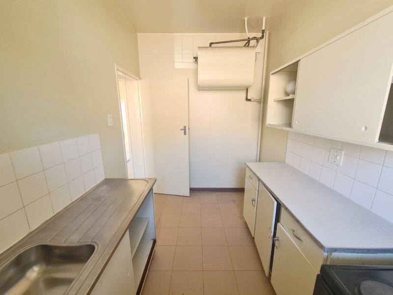 MEDIUM SIZED A-GRADE BUILDING IN GEZINA WALKING DISTANCE TO UP PRINSHOF  - Photo 6